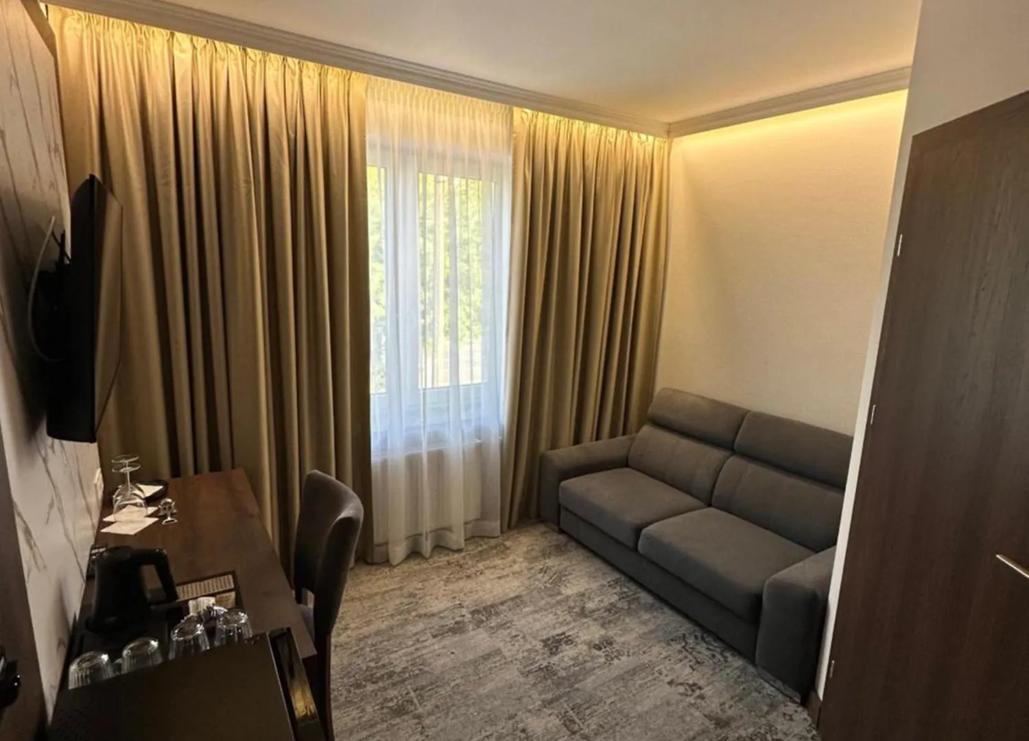 Nocleg ze śniadaniem Bed and Breakfast Sleep&Fly Okecie Warsaw Airport