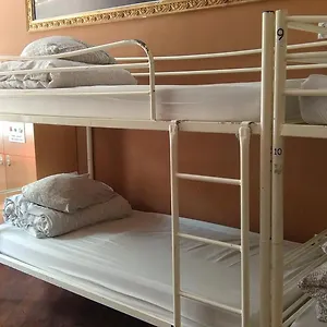 New One World Hostel Kraków